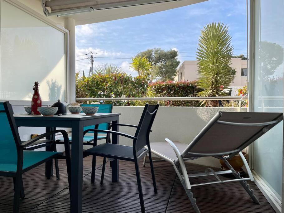 21 - Tres Agreable Rdc Avec Terrasse Et Parking Apartment Bandol Exterior photo